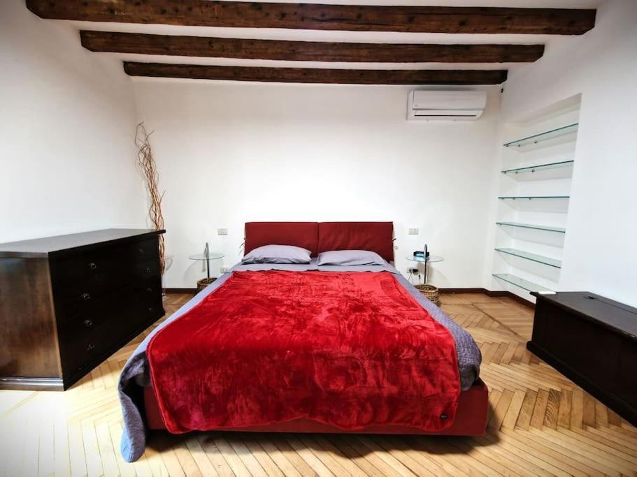 Magnifico Appartamento Ristrutturato Milano Exteriör bild