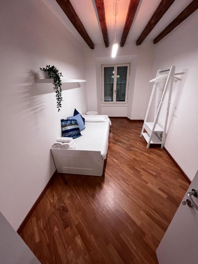 Magnifico Appartamento Ristrutturato Milano Exteriör bild