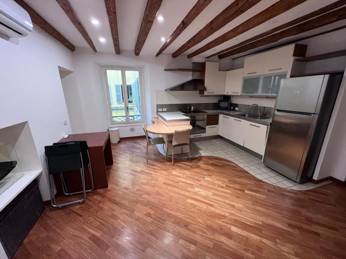 Magnifico Appartamento Ristrutturato Milano Exteriör bild
